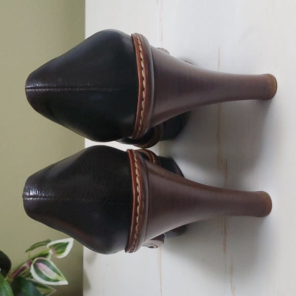 Celine | Dark Brown Platform Pumps Sz 37 - Picture 8 of 12